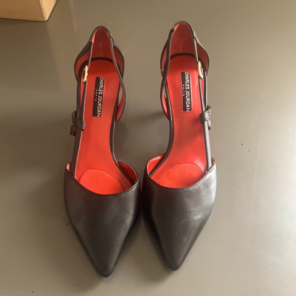 🖤❤️Charles Jourdan pumps